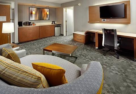 Courtyard By Marriott 3*
