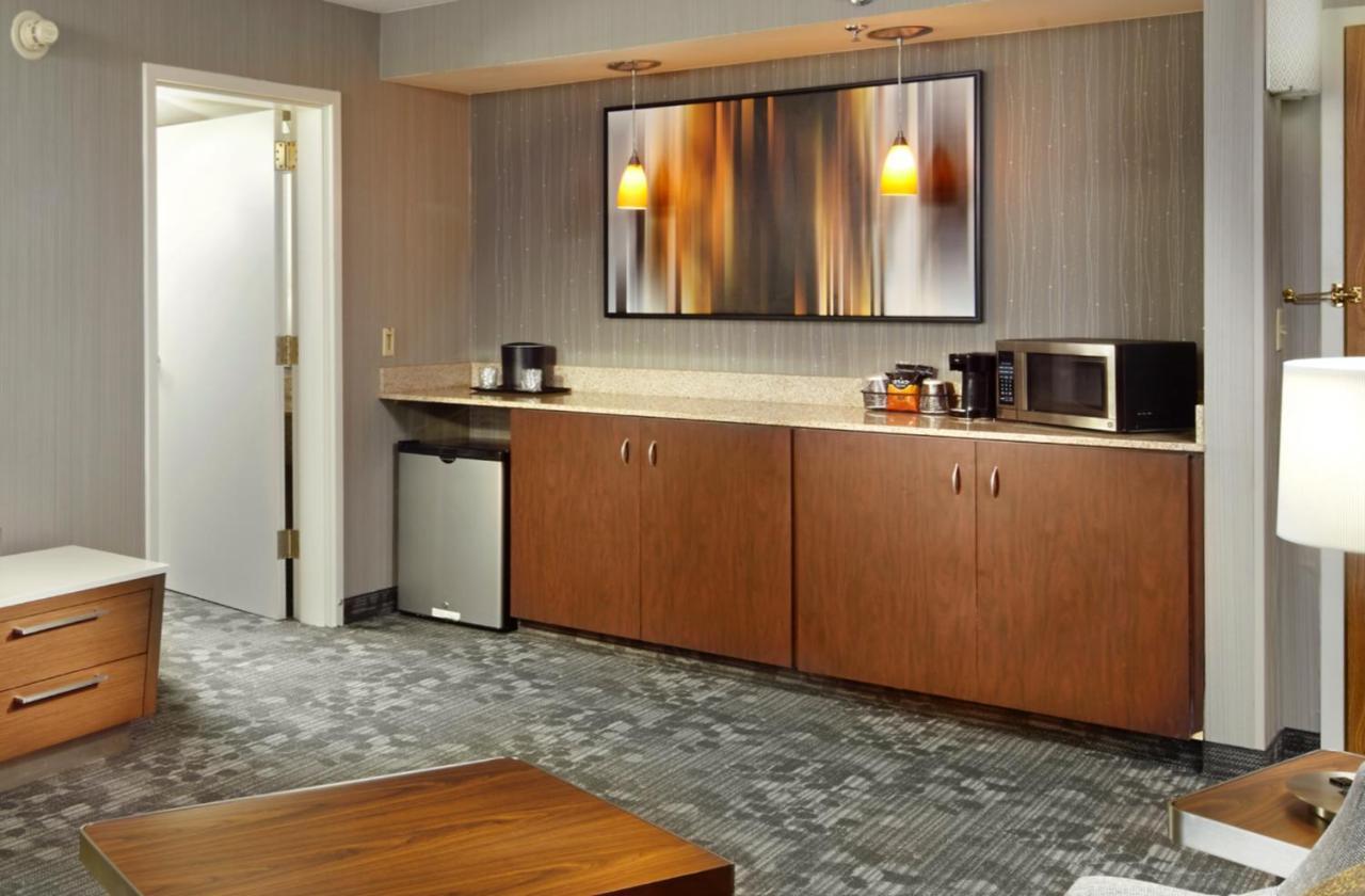 Courtyard By Marriott Hotel 3*