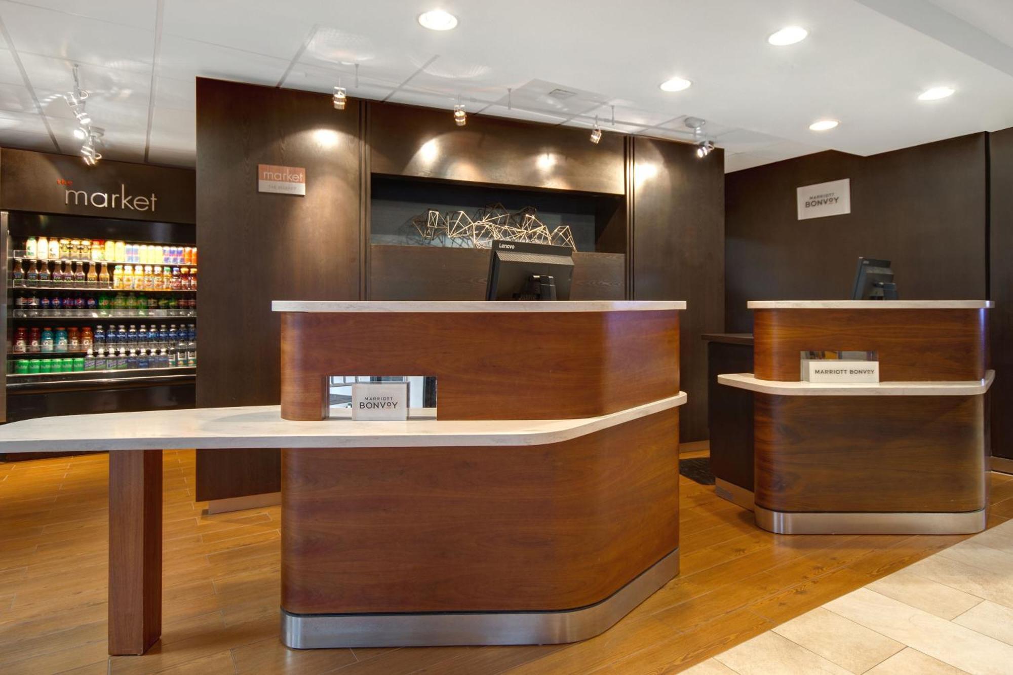 Courtyard By Marriott Hotel 3*