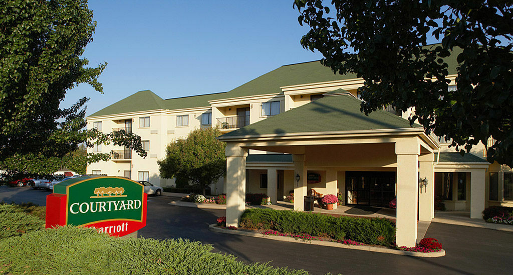 Hotel Courtyard By Marriott
